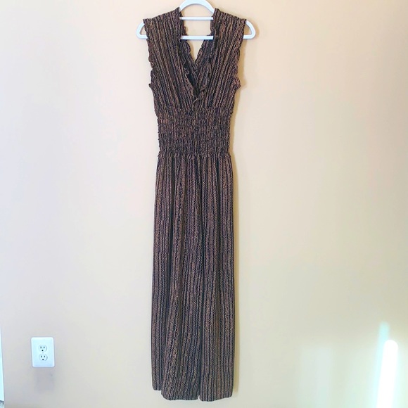 Max Studio Animal Print V-Neck Smocked Waist Wide Leg Jumpsuit Jumper - Picture 2 of 12